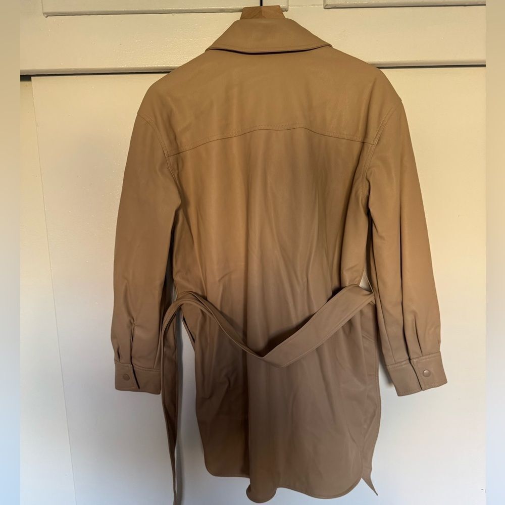 NWT NVLT x Anthropologie Tan Vegan Leather Trench Coat Medium - Picture 4 of 8